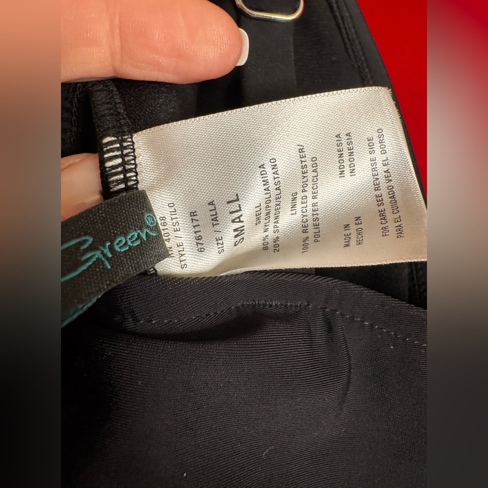 #384-NWT- Elegant Black One-PieceWomen's Tummy Control Swimsuit Size Small - Picture 3 of 4